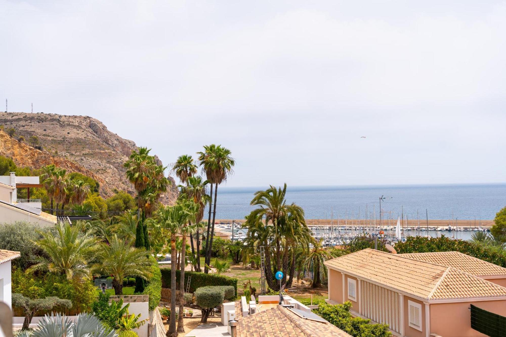 فيلا Javea Port Townhouse With Amazing Sea Views & Communal Pool المظهر الخارجي الصورة